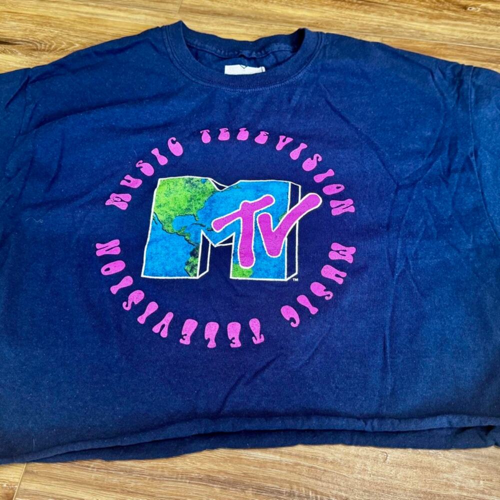 Mtv cropped t shirt size m